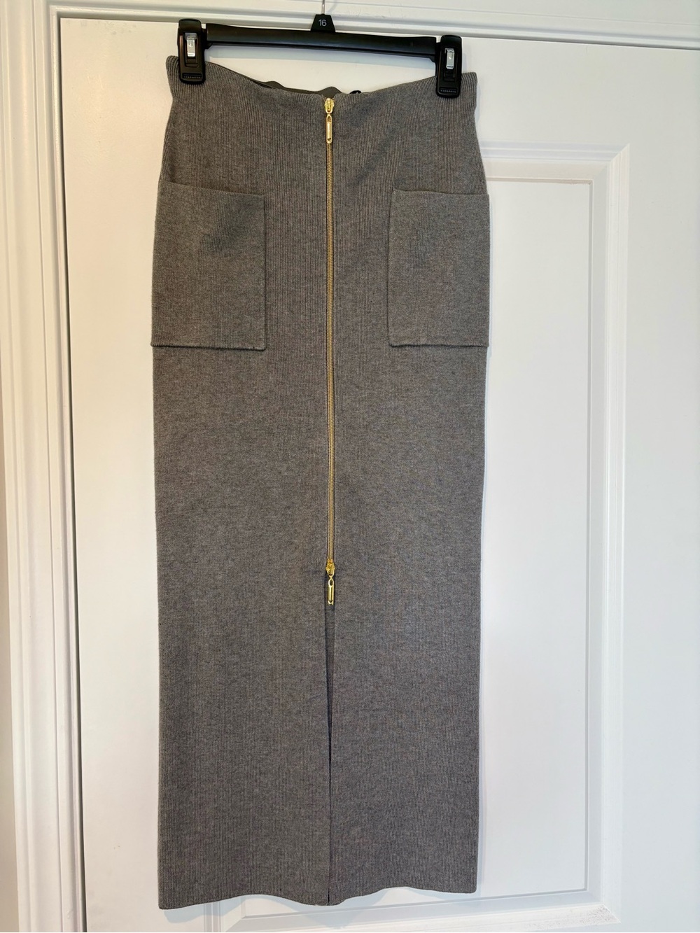 NWT! Only Grey Melange Knit Midi Skirt with Gold Front Zip Square Pockets 28